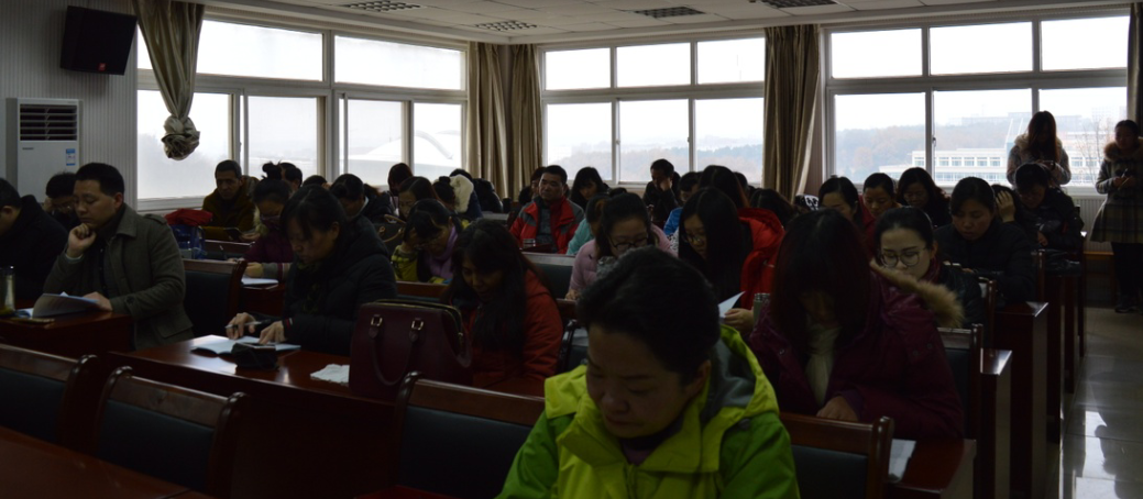 公司开展学习党的十八届六中全会精神系列活动