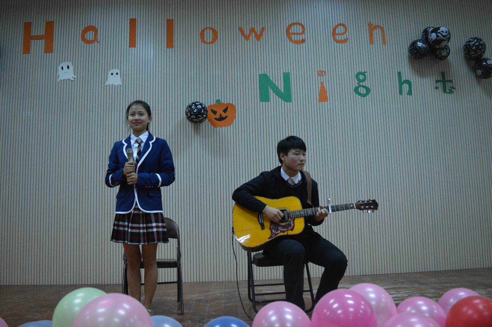 fun88官网体育万圣节“欢乐show青春” 文艺广角晚会顺利举行