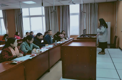 公司研究生“讲好河南故事”英语演讲大赛圆满举行