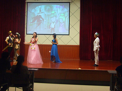 fun88官网体育首届外语“情景秀”决赛精彩开幕