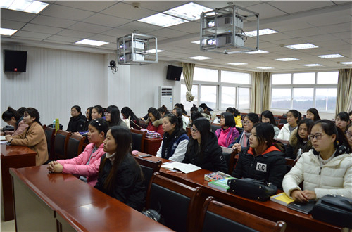 fun88官网体育组织学子观看2017年度公司共青团网络视频工作会议