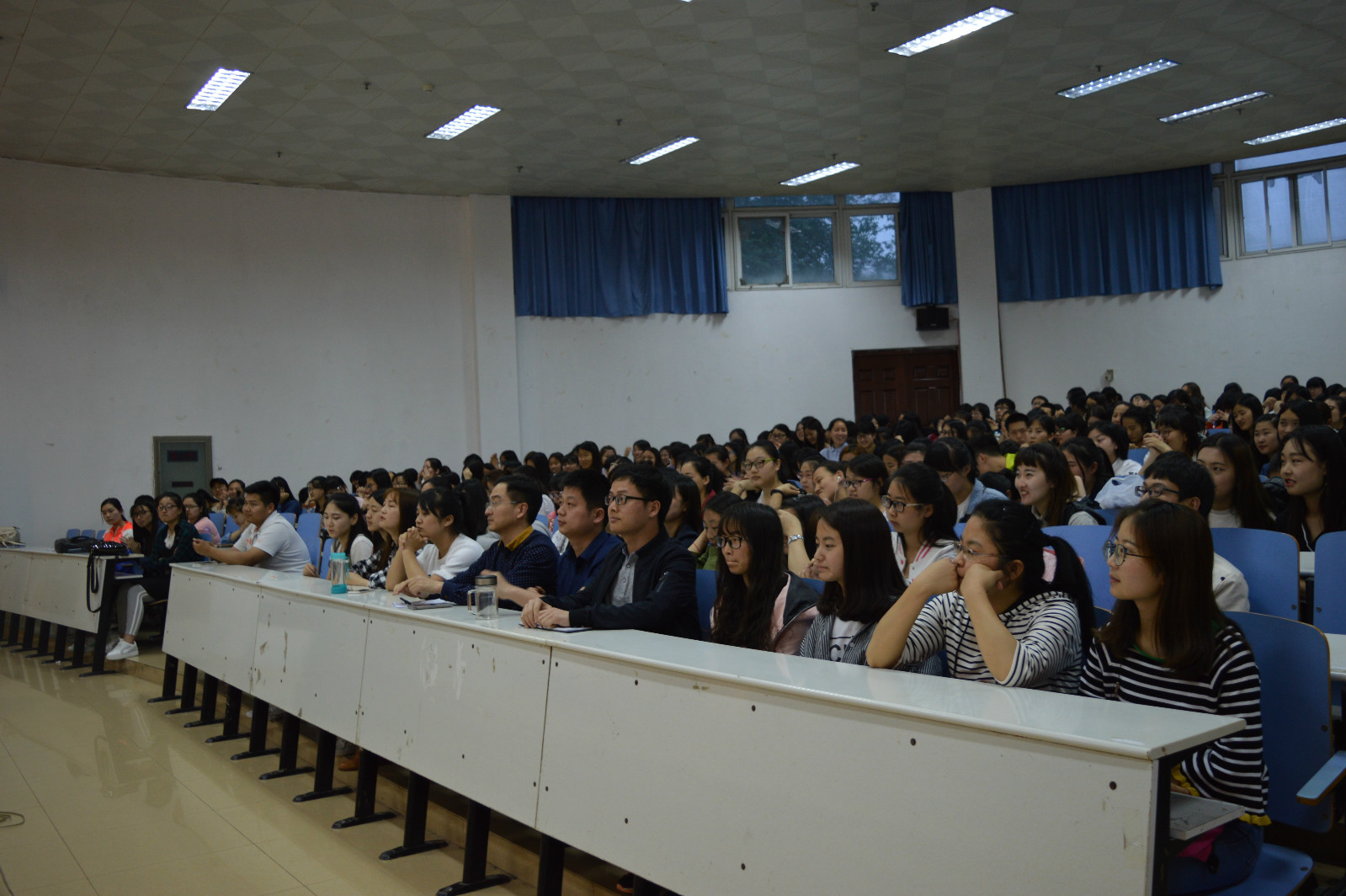 fun88官网体育成功召开“讲价值观故事、实现青春梦想” ——青年故事分享会