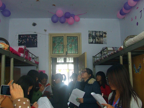 公司开展“绿色家园”寝室评比活动