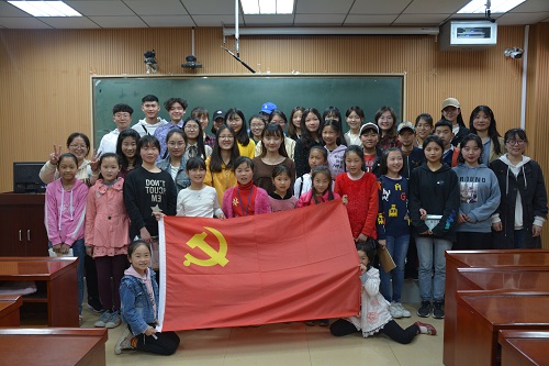 fun88官网体育“我为党旗添光彩”党员发展对象志愿服务活动顺利开展