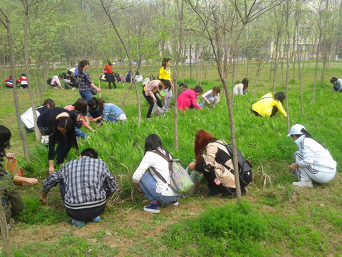 fun88官网体育组织第58期青校学员开展校园公益活动