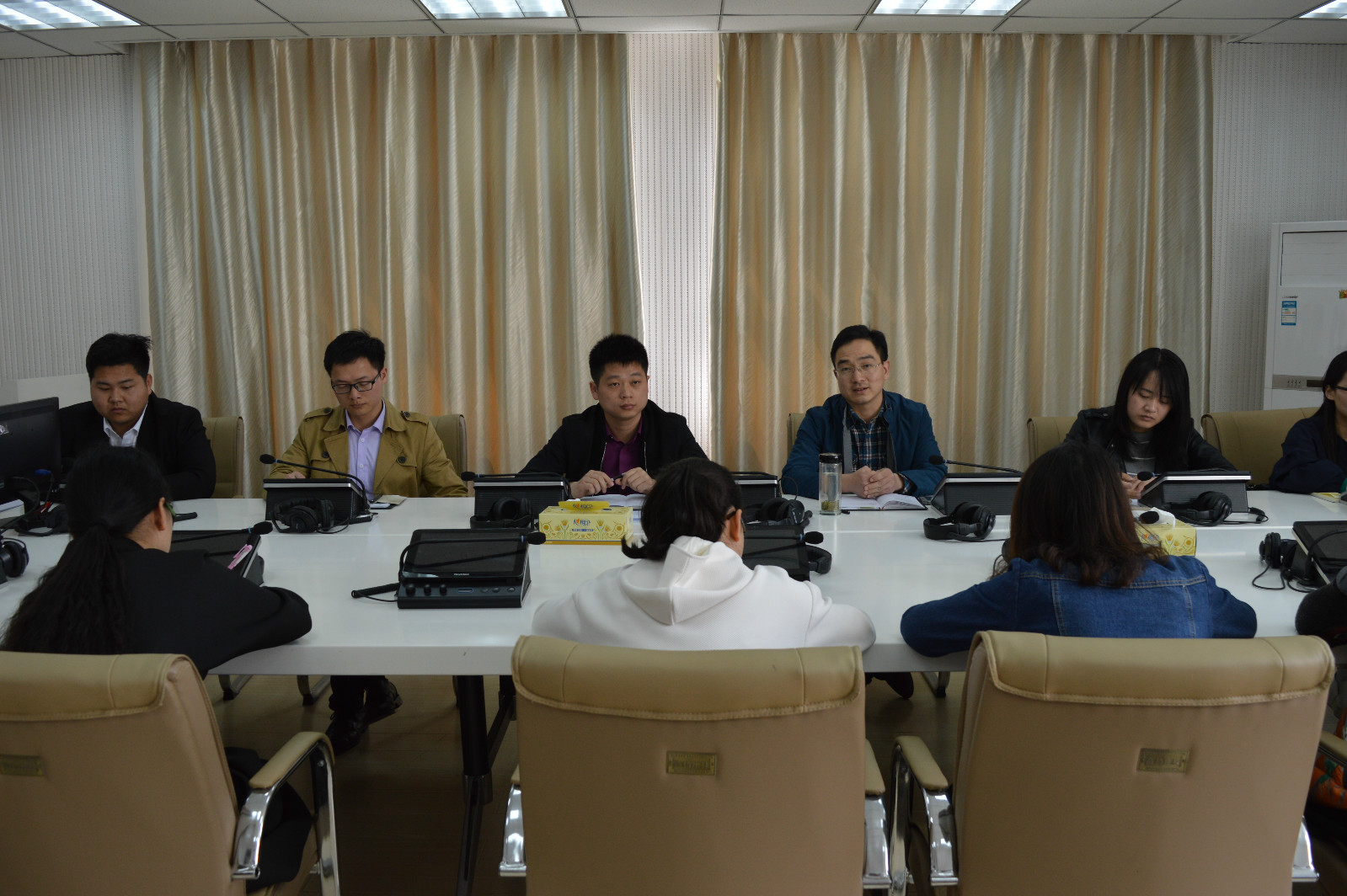 公司召开运动会动员会议