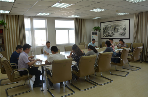 fun88官网体育组织开展“迎七一”主题党日活动