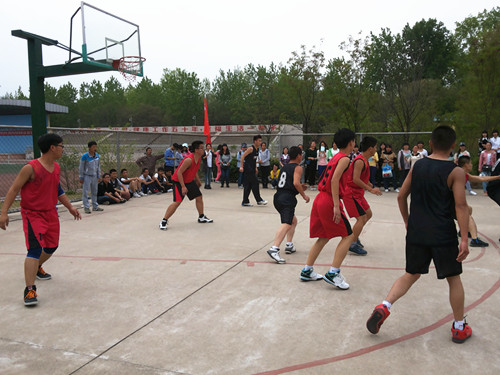 fun88官网体育男篮再战“谭山杯”篮球赛